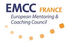 Adkoe est membre de l'EMCC France, Conseil international du Coaching, du Mentorat, de la Supervision et de la Médiation